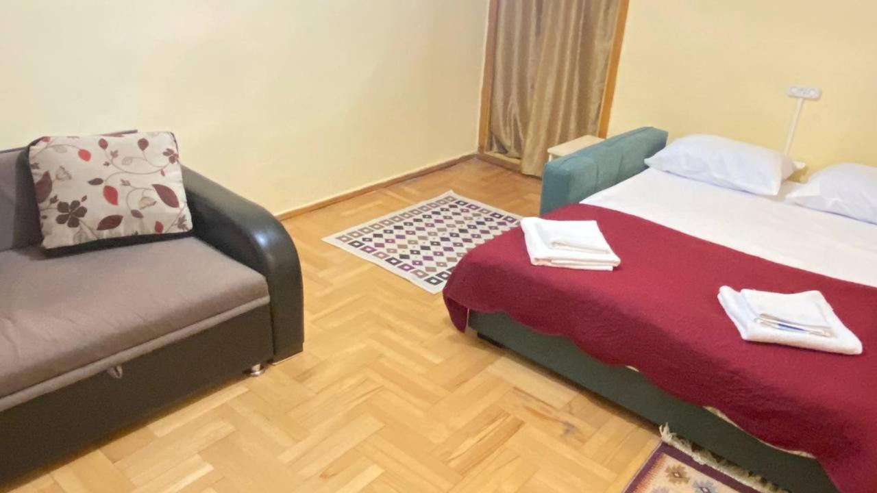Mari Apartment Tbilisi Esterno foto