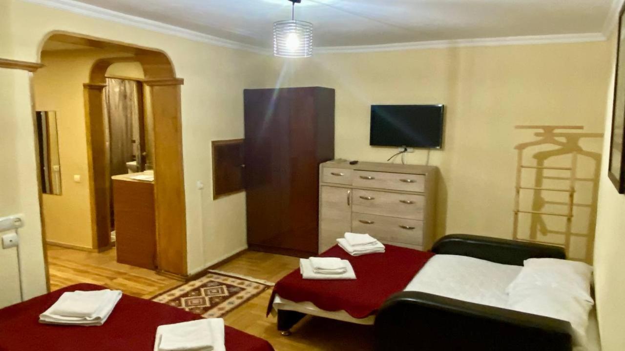 Mari Apartment Tbilisi Esterno foto
