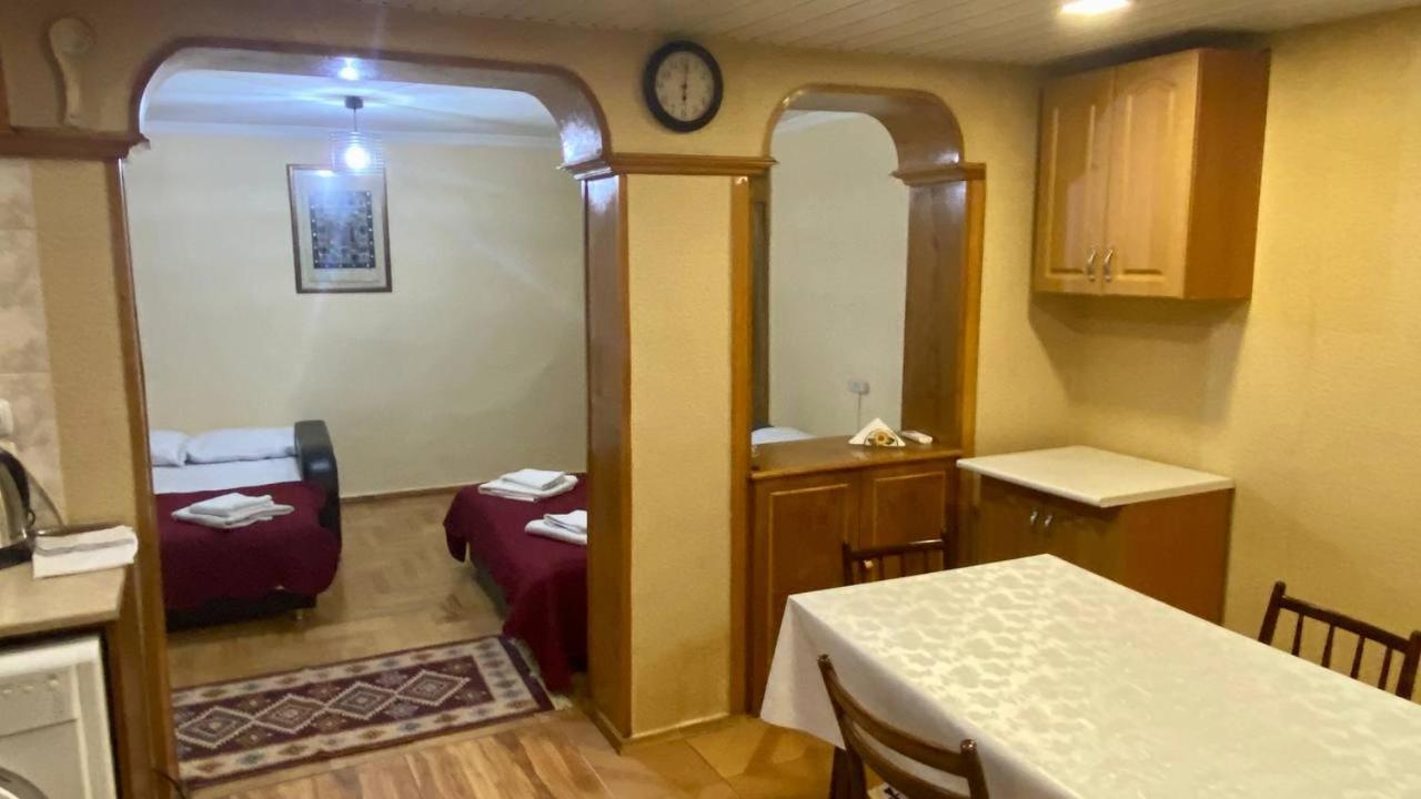 Mari Apartment Tbilisi Esterno foto